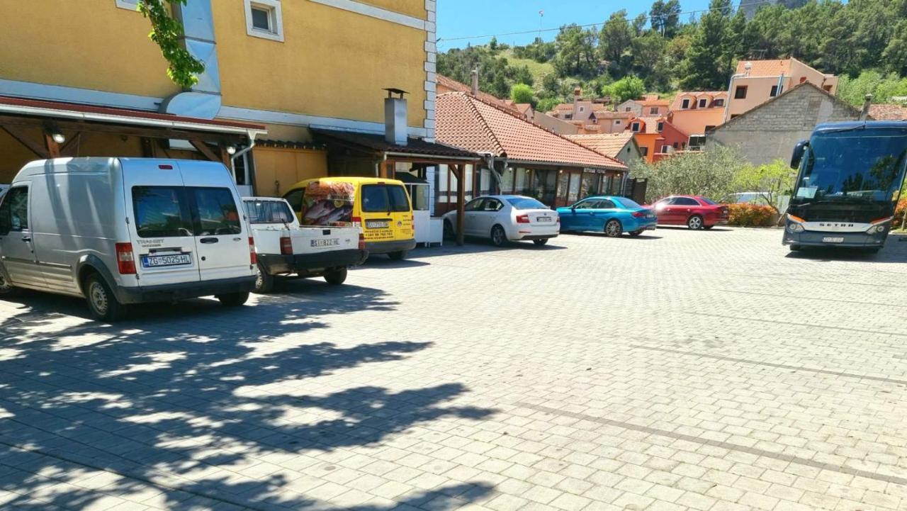 Visovac Rooms And Breakfast Skradin Zewnętrze zdjęcie