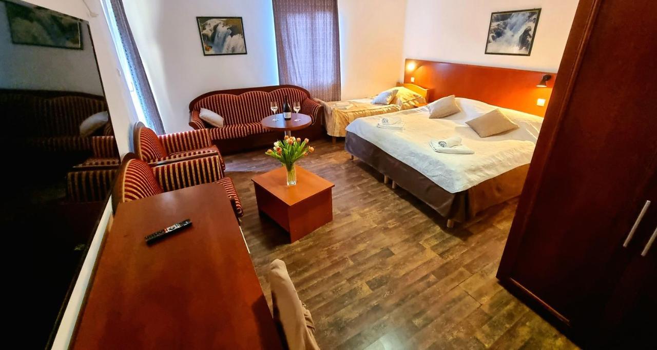Visovac Rooms And Breakfast Skradin Zewnętrze zdjęcie