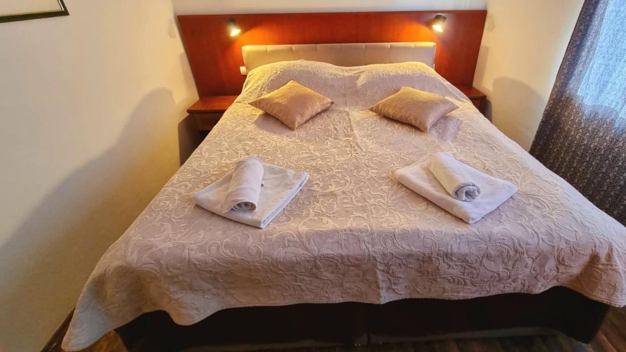 Visovac Rooms And Breakfast Skradin Zewnętrze zdjęcie