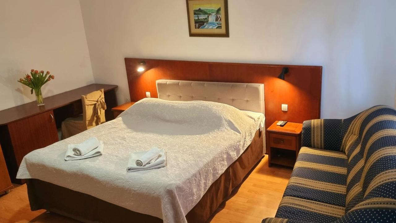 Visovac Rooms And Breakfast Skradin Zewnętrze zdjęcie