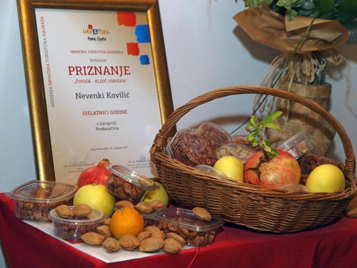 Visovac Rooms And Breakfast Skradin Zewnętrze zdjęcie